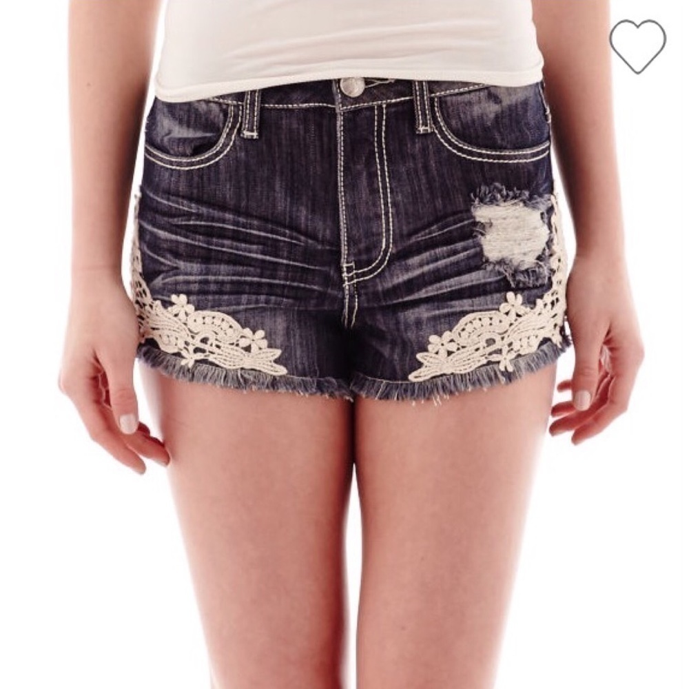 ALMOST Famous crochet trim denim shorts Jr size 0